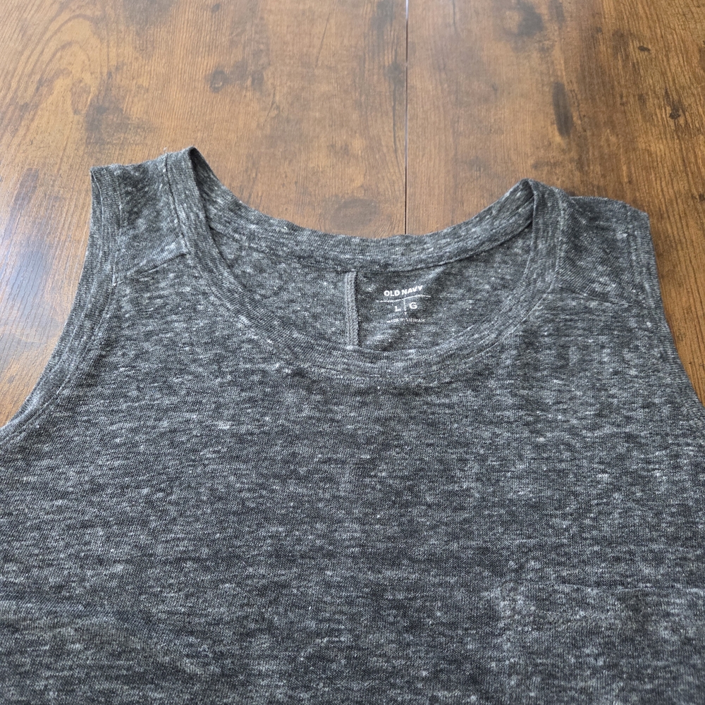 Old Navy Womens Pocket Tank Top Heathered Grey Size Medium - Picture 4 of 6